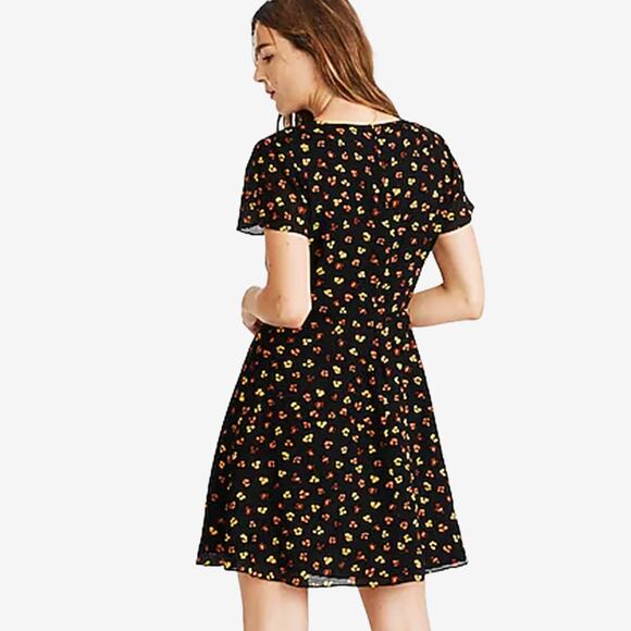 Madewell Silk Button-Front Swing Mini Dress Size 4 Black Feline Floral Soft Girl - Picture 4 of 4